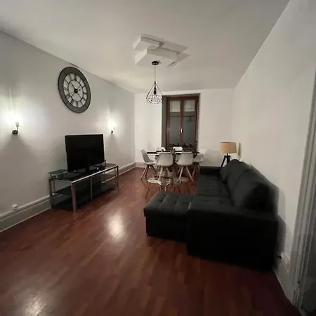 Tk Apartment *